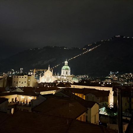 Bonanomi Como By Quokka 360 - Terrace Duomo View Bagian luar foto